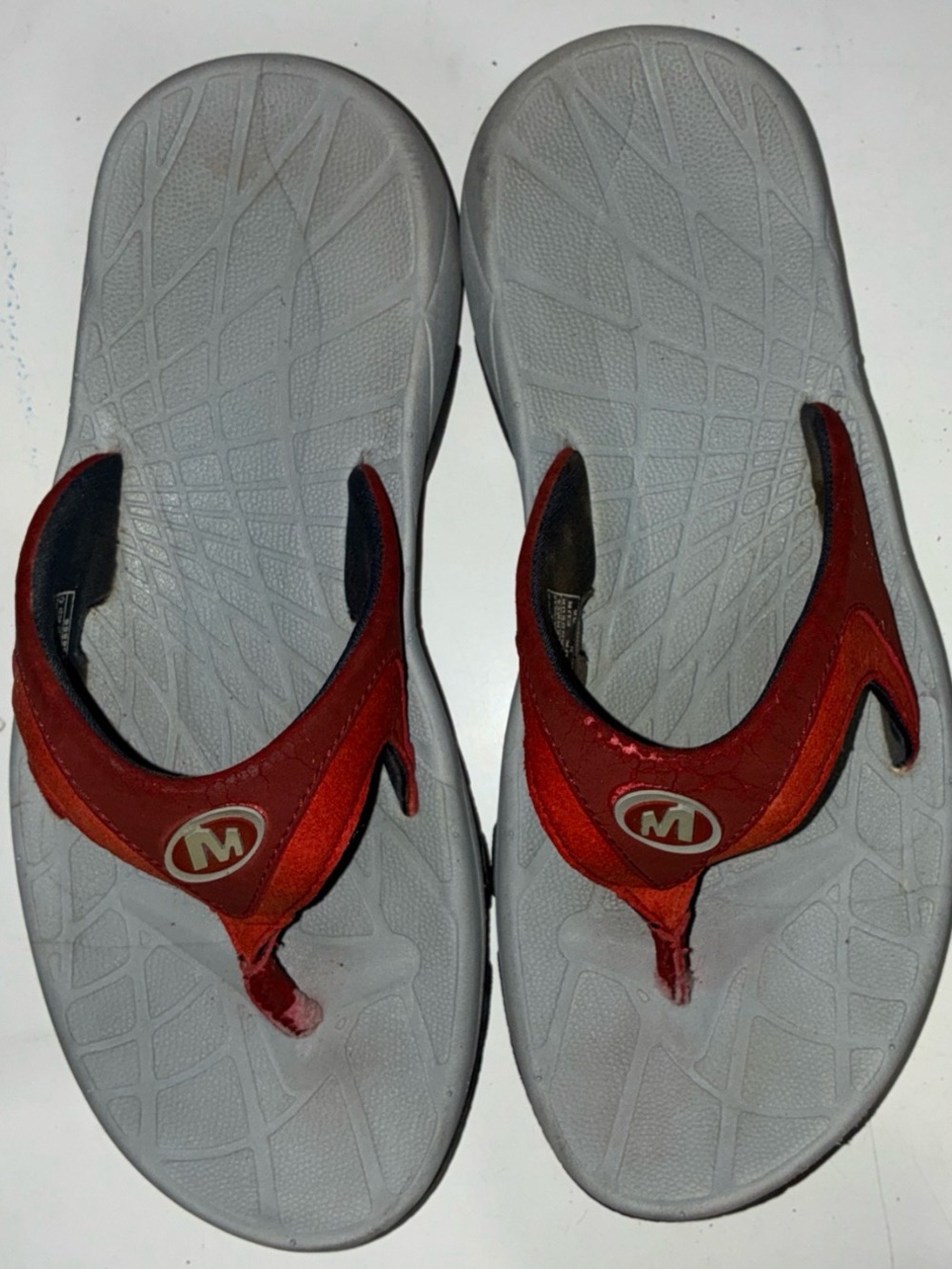 Merrell Performance Active Woman’s  Red / Gray Flat Thong Sandal Size 7